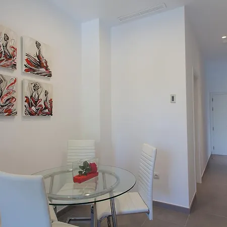 Reservaloen Terrazas De La Catedral Appartement Séville