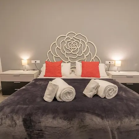 Reservaloen Terrazas De La Catedral Apartamento *